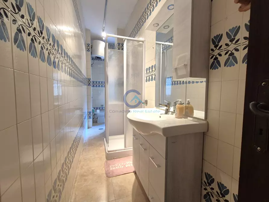 Immagine 8 di Bilocale in affitto  in Piazza Anita Garibaldi 26 a Catanzaro