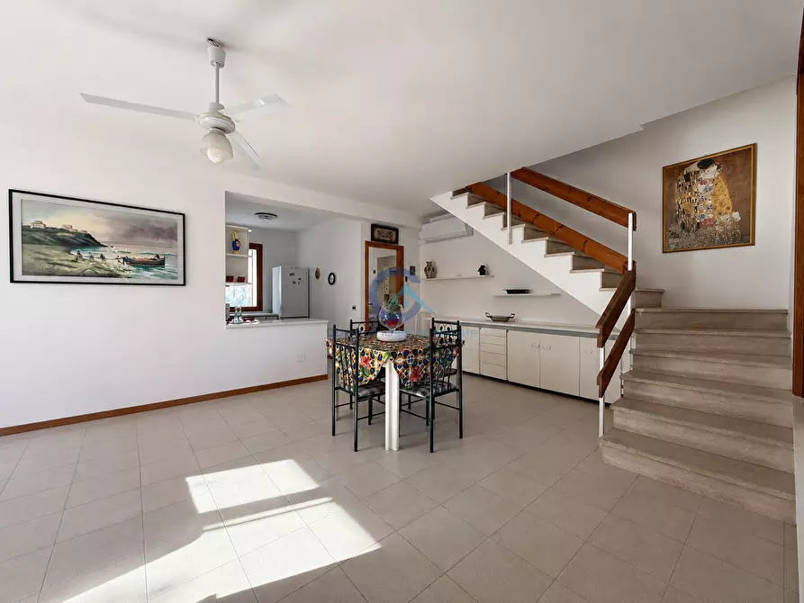 Immagine 5 di Casa bifamiliare in vendita  in Via dei Marinai 79 a Montauro