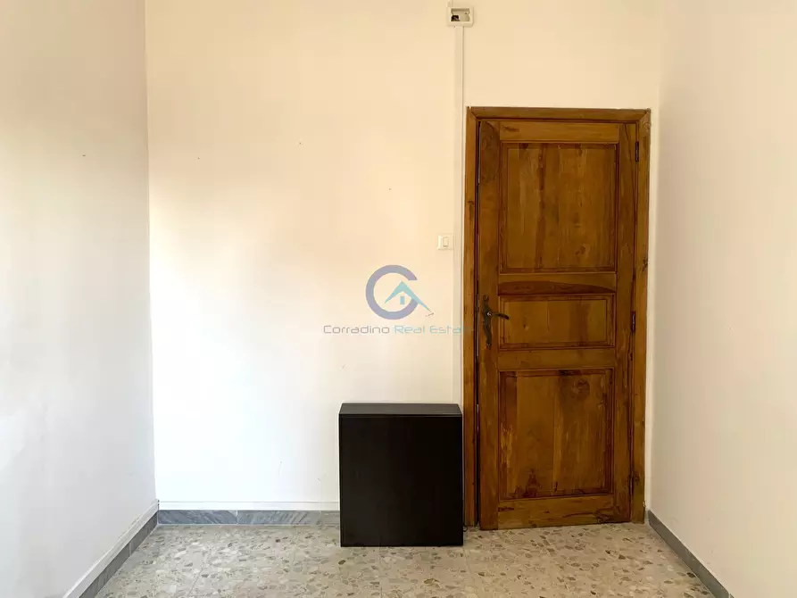 Immagine 3 di Ufficio in affitto  a Catanzaro