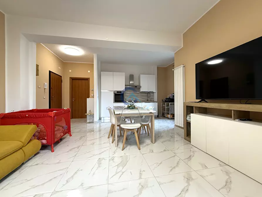 Immagine 6 di Trilocale in vendita  in via della resistenza a Catanzaro