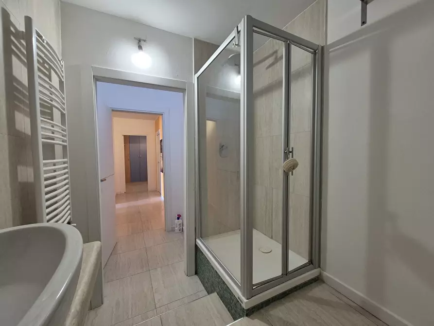 Immagine 10 di Stanza singola in affitto  a Catanzaro