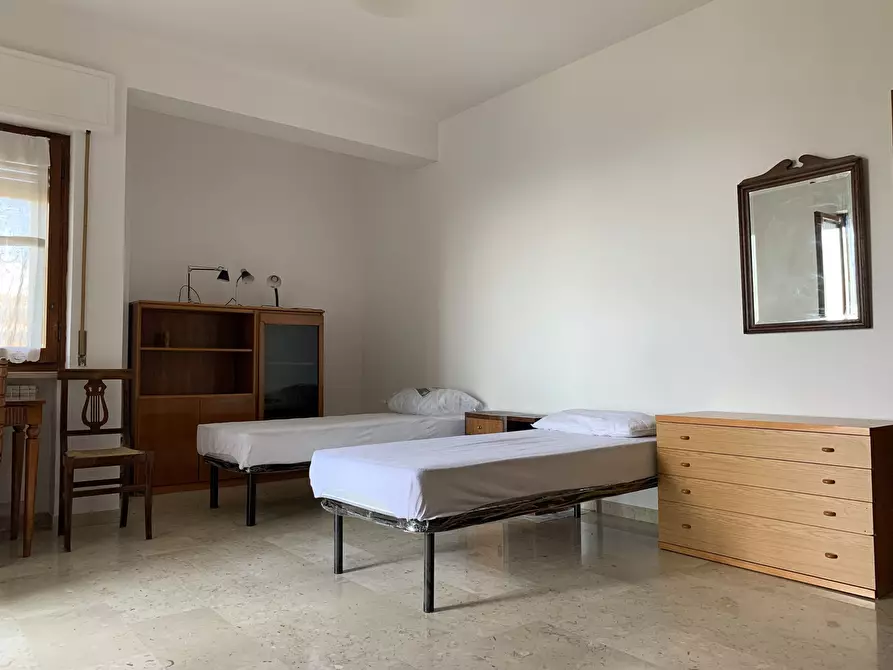 Immagine 3 di Stanza singola in affitto  a Catanzaro