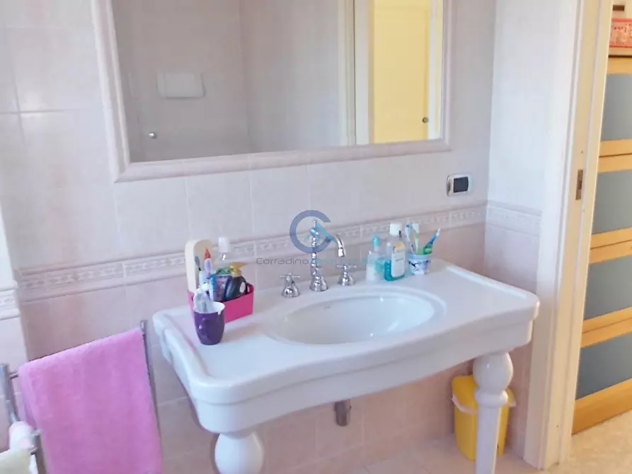 Immagine 9 di Stanza singola in affitto  a Catanzaro