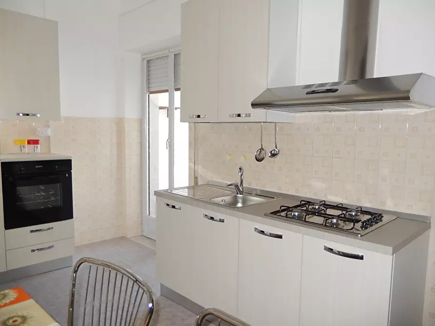 Immagine 11 di Stanza singola in affitto  a Catanzaro