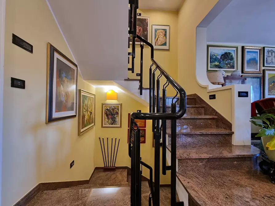 Immagine 8 di Casa bifamiliare in vendita  in Via Ugo Ortona 67 a Catanzaro