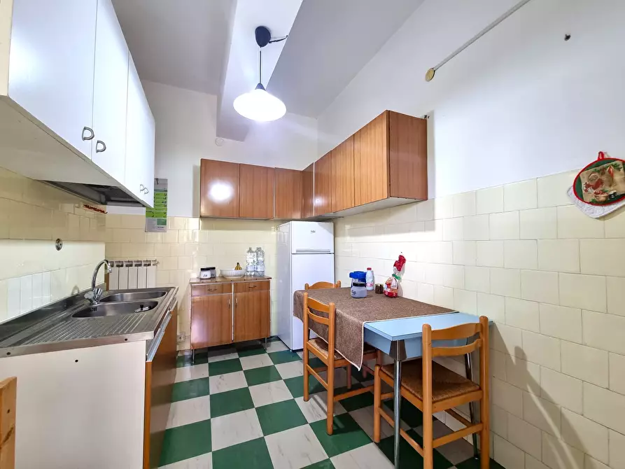 Immagine 6 di Stanza singola in affitto  a Catanzaro