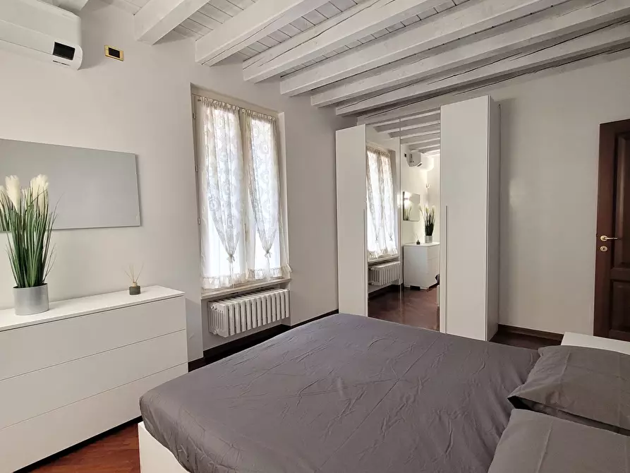 Immagine 6 di Trilocale in affitto  in Via Trieste a Brescia