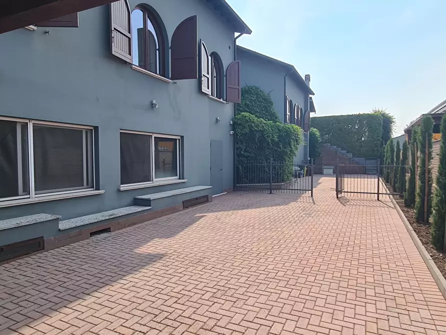 Immagine 31 di Villa in vendita  in via Gramsci 5 a Comezzano-Cizzago