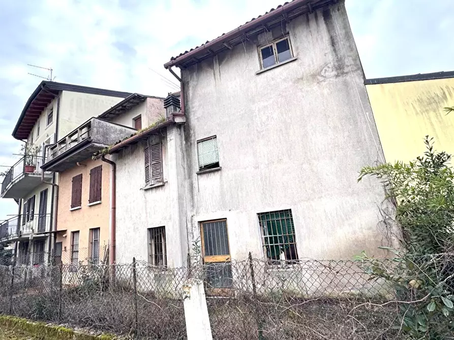 Immagine 6 di Terratetto in vendita  in Piazza Quattro Novembre a Flero