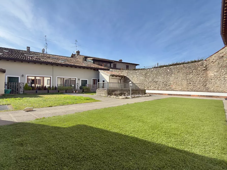 Immagine 14 di Trilocale in vendita  in Via Galliano a Passirano