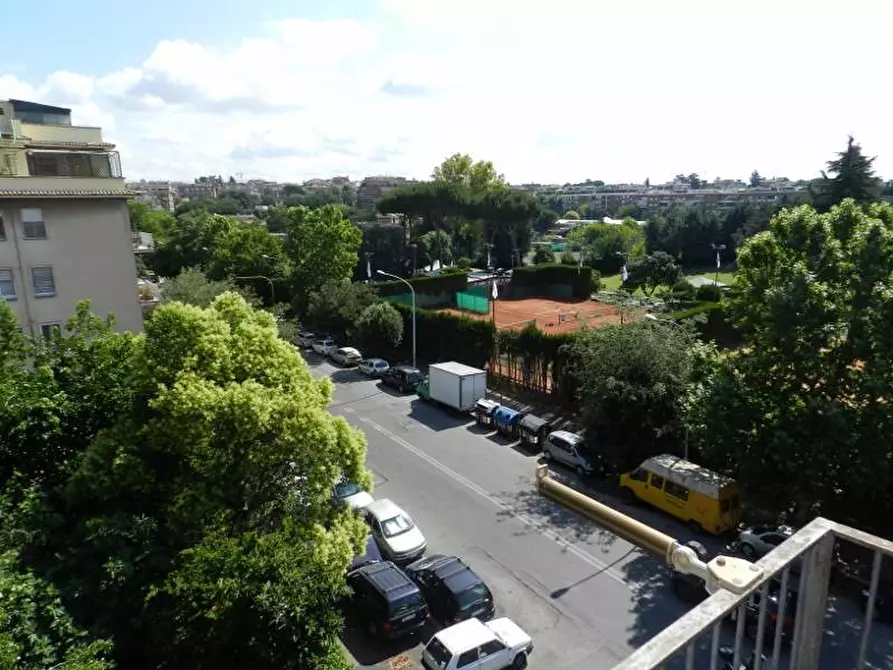Immagine 2 di Trilocale in affitto  in Via della Bufalotta 23 a Roma