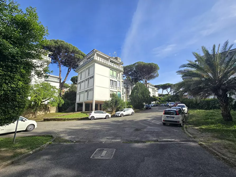 Immagine 20 di Trilocale in affitto  in Via Cassia 964 a Roma