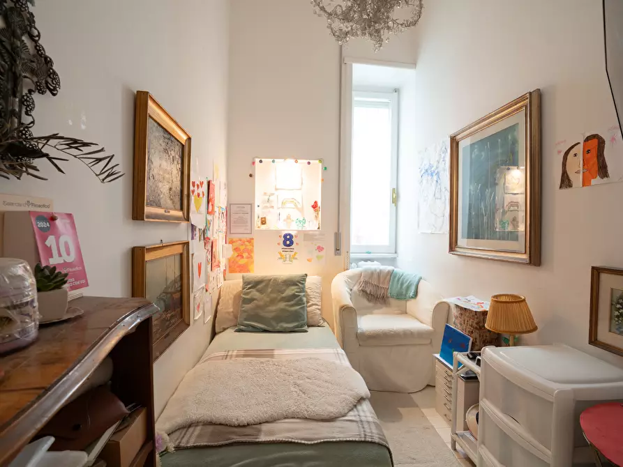 Immagine 21 di Pentalocale in vendita  in Via Nerola 16 a Roma