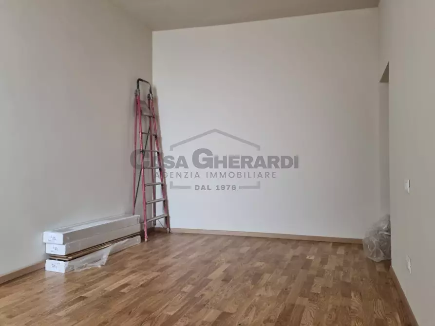 Immagine 48 di Bilocale in vendita  a Paladina