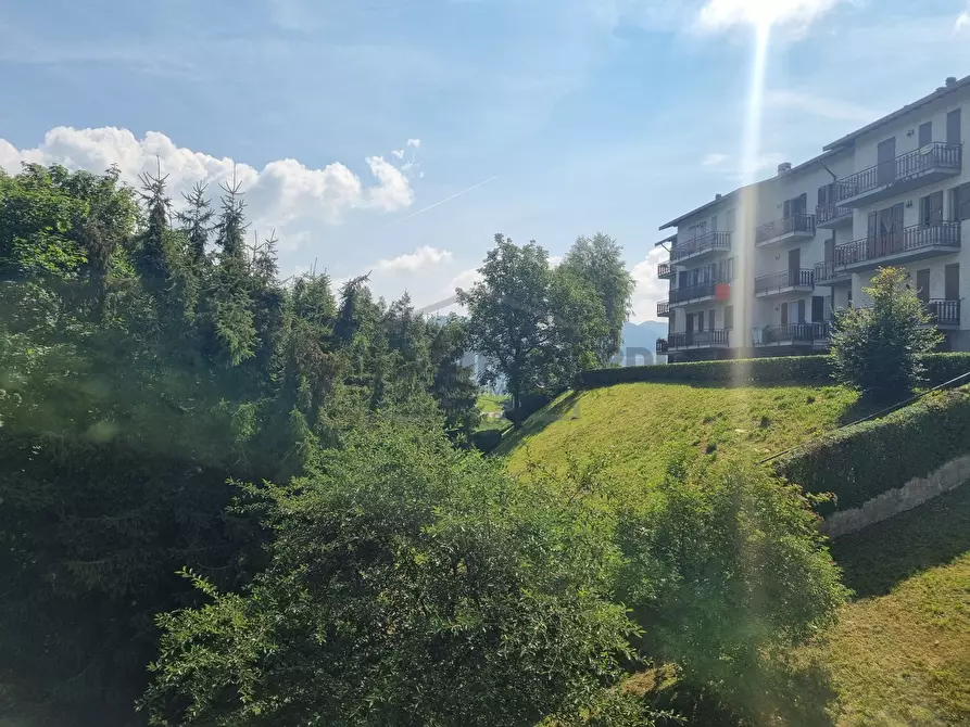 Immagine 7 di Trilocale in vendita  in Via Centro 4 a Zogno