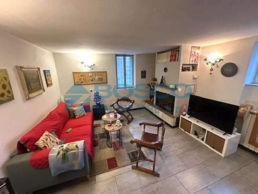 Immagine 43 di Casa bifamiliare in vendita  in Via Canale a Castelnuovo Magra