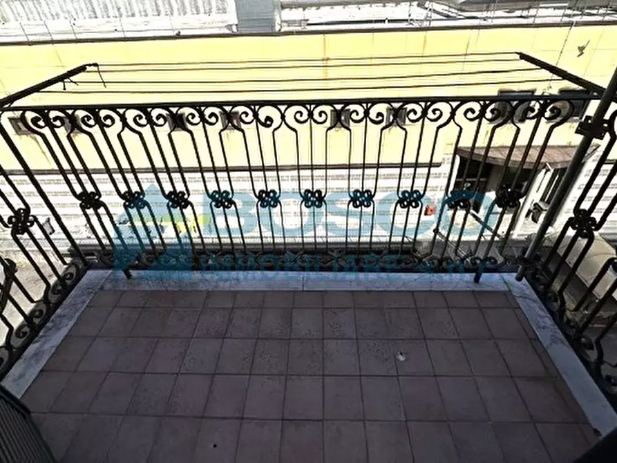 Immagine 19 di Pentalocale in vendita  in Viale Giovanni Amendola 7 a La Spezia