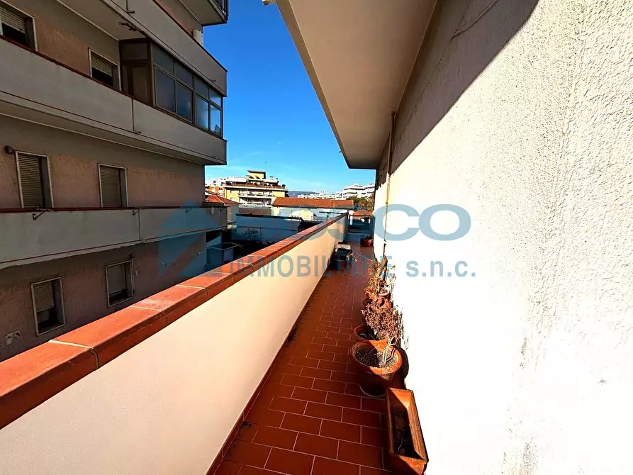 Immagine 1 di Quadrilocale in vendita  in Via Lunense a Carrara