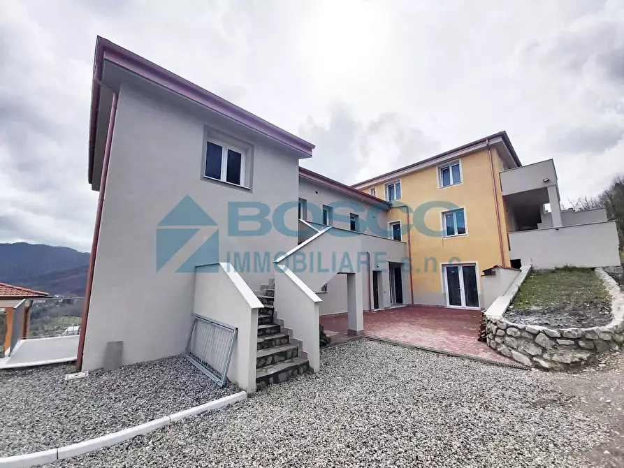 Immagine 13 di Bilocale in vendita  a Beverino