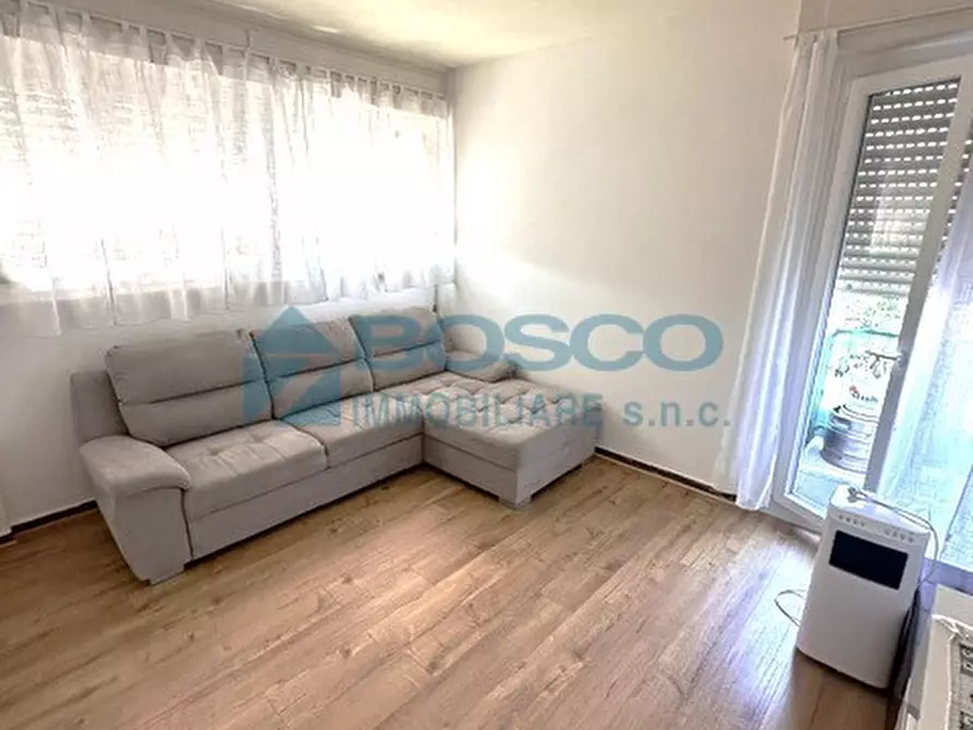 Immagine 4 di Bilocale in vendita  in Strada Statale 1 5 a La Spezia