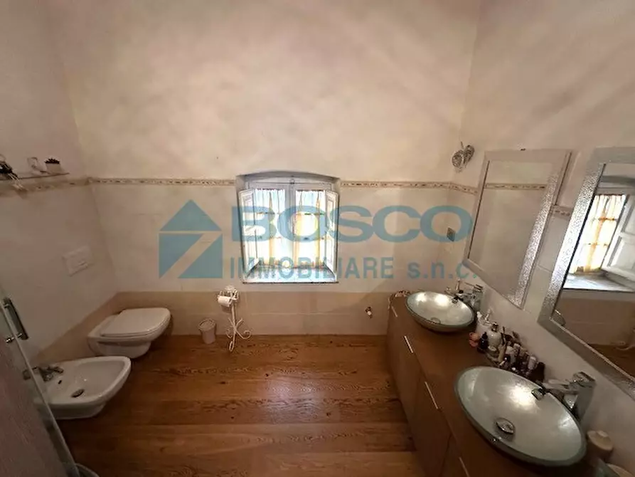 Immagine 50 di Casa bifamiliare in vendita  in Via Canale a Castelnuovo Magra