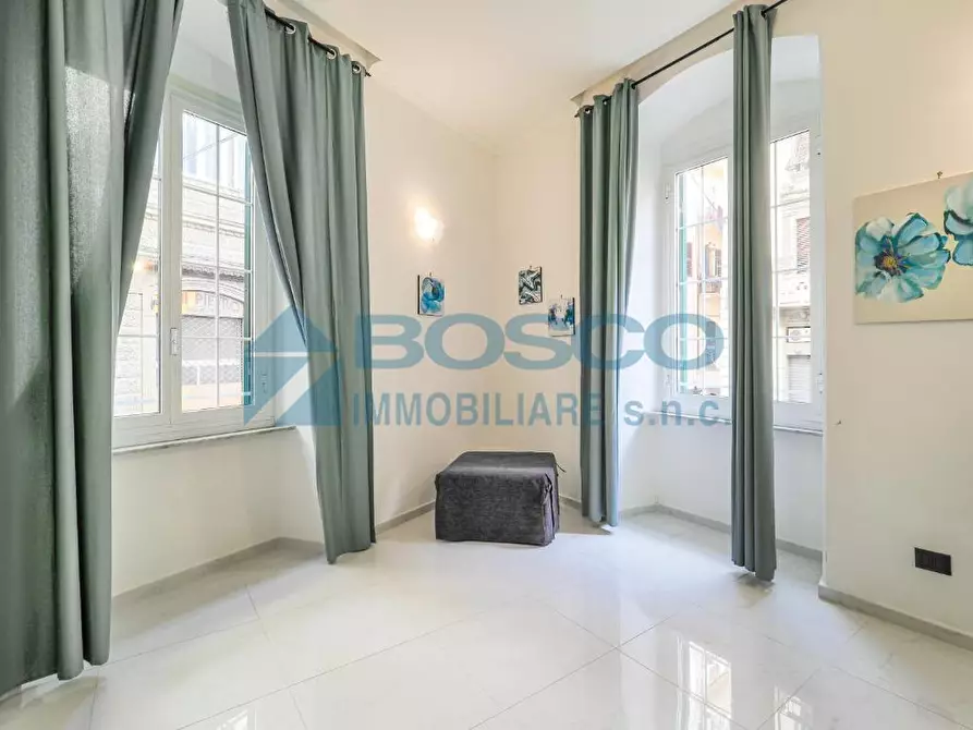 Immagine 12 di Pentalocale in vendita  in Piazza Giuseppe Garibaldi a La Spezia