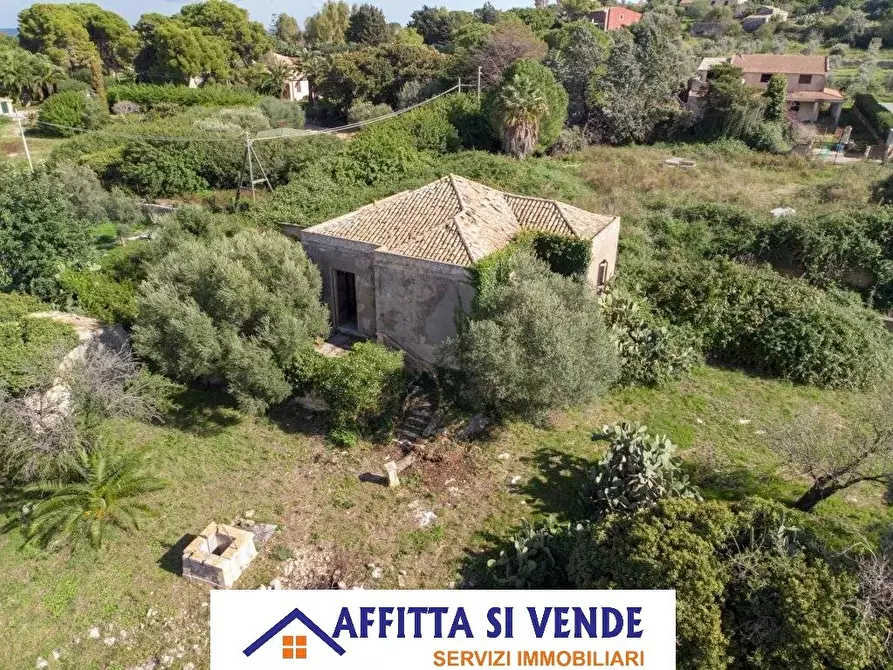 Immagine 4 di Rustico / casale in vendita  in isola a Siracusa
