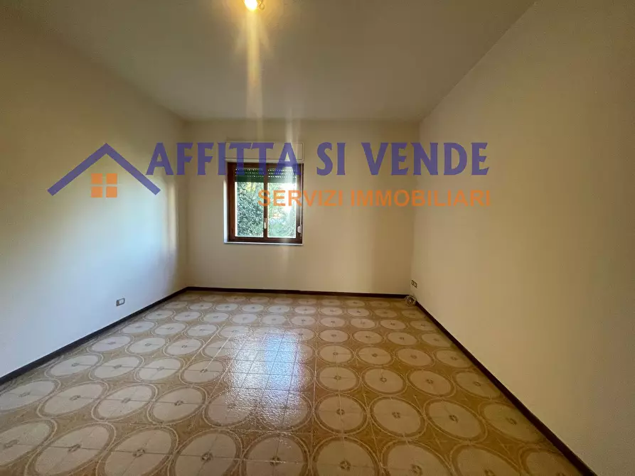 Immagine 8 di Pentalocale in affitto  in viale scala greca 260 a Siracusa