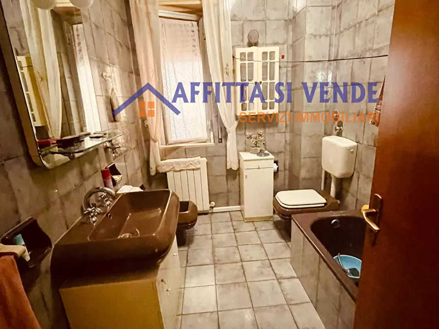 Immagine 9 di Quadrilocale in vendita  in Via Alcibiade 60 a Siracusa