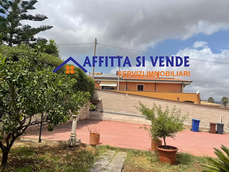 Immagine 41 di Bilocale in affitto  in Via Luigi Pirandello 35 a Melilli