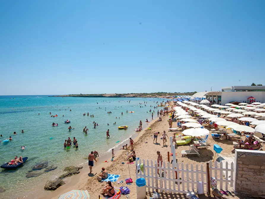 Immagine 10 di Villa in affitto  in Via Isole delle Filippine 20 a Siracusa