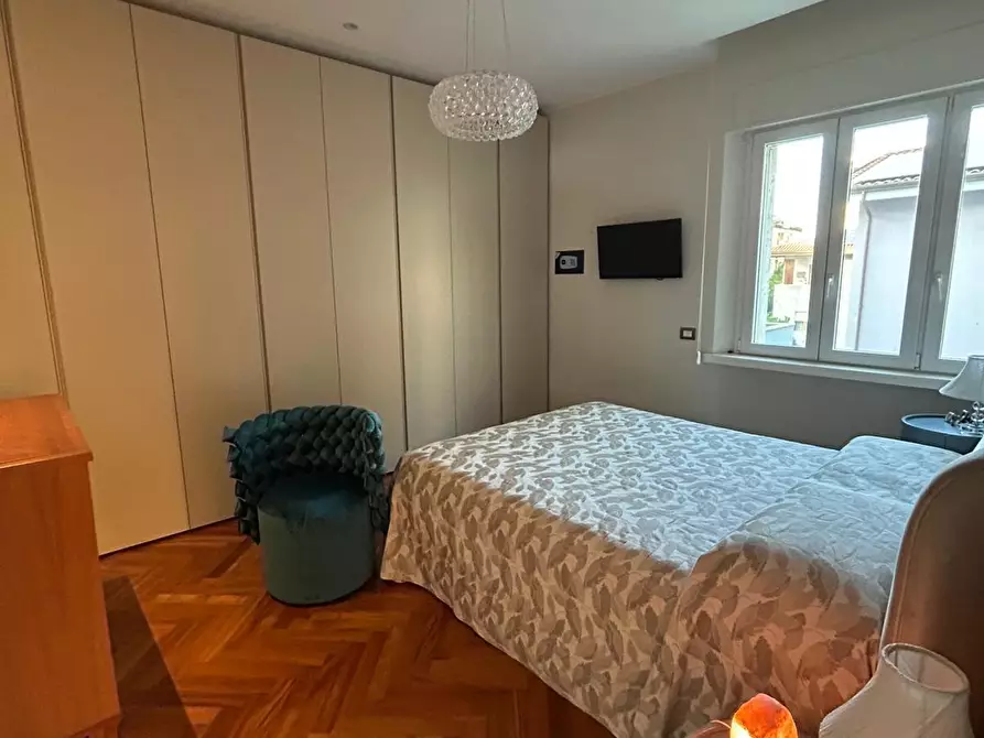 Immagine 20 di Trilocale in vendita  a Pescara