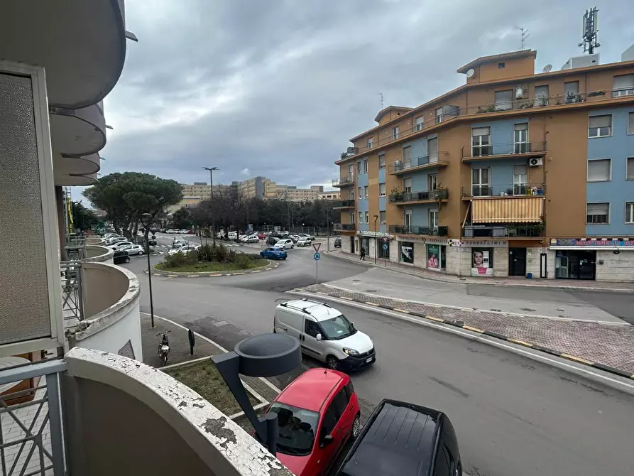Immagine 1 di Quadrilocale in vendita  a Pescara