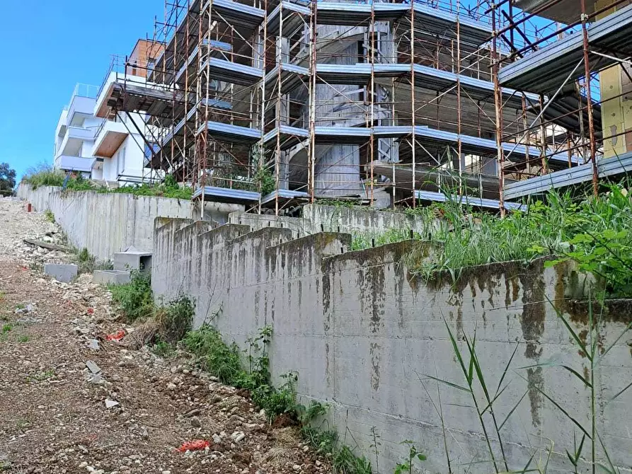 Immagine 4 di Villa in vendita  a Pescara