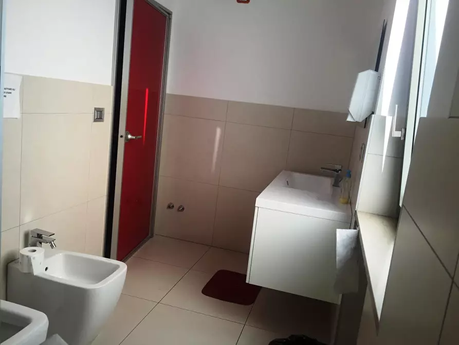 Immagine 10 di Attico in vendita  a Pescara