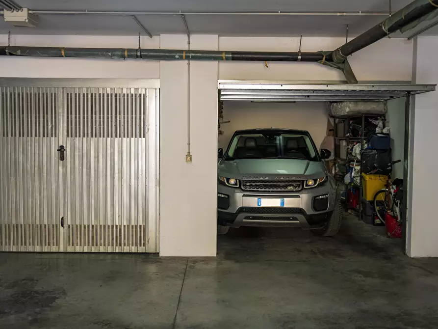 Immagine 23 di Trilocale in vendita  a Pescara