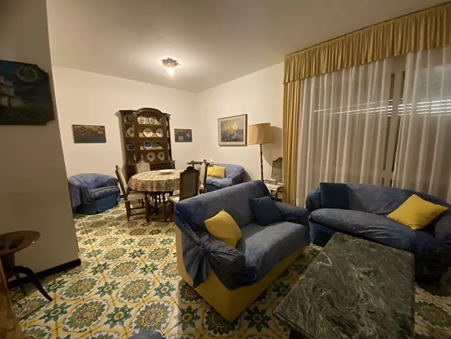 Immagine 5 di Trilocale in affitto  a Santa Margherita Ligure