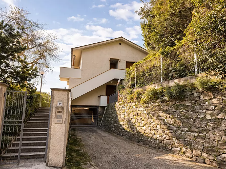 Immagine 17 di Bilocale in vendita  a Zoagli