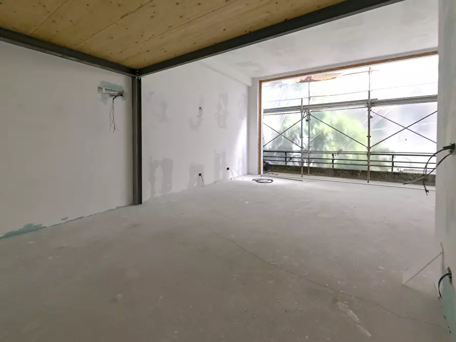 Immagine 8 di Loft/Open space in vendita  in Via Ugo Foscolo 6 a Torino