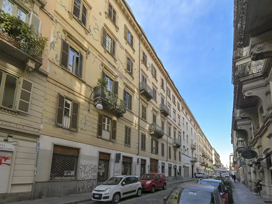 Immagine 36 di Bilocale in affitto  in via Giuseppe Mazzini 44 a Torino