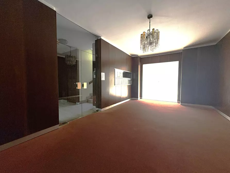 Immagine 25 di Quadrilocale in vendita  in Corso Monte Cucco 73 a Torino