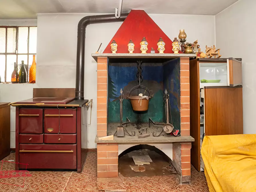 Immagine 39 di Villa in vendita  in via rossini 5 a San Damiano D'asti