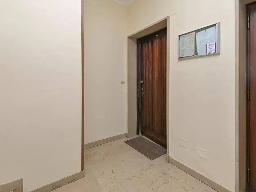 Immagine 4 di Quadrilocale in vendita  in via Rosta 1 bis a Torino