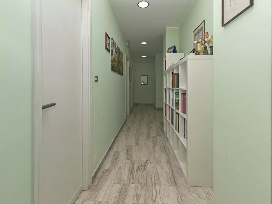 Immagine 17 di Ufficio in vendita  in Corso Monte Cucco 85 a Torino