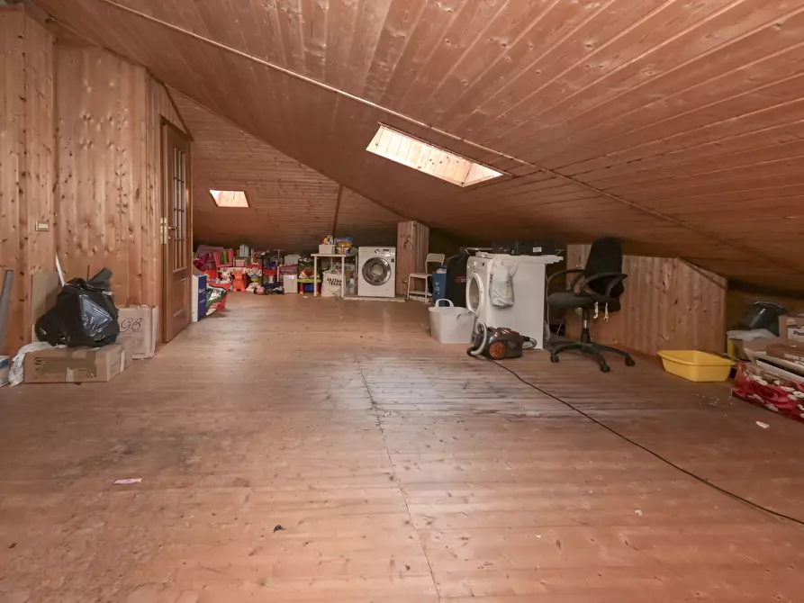 Immagine 44 di Quadrilocale in vendita  in Via Guido Gozzano 48 a Strambino