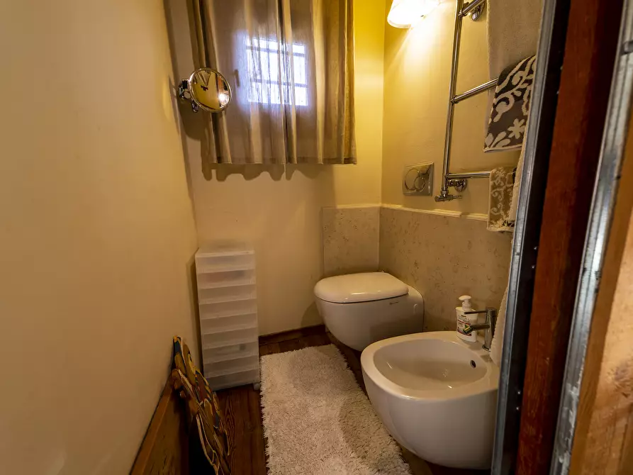 Immagine 46 di Baita in vendita  in Borgata Gleise 30 a Bardonecchia