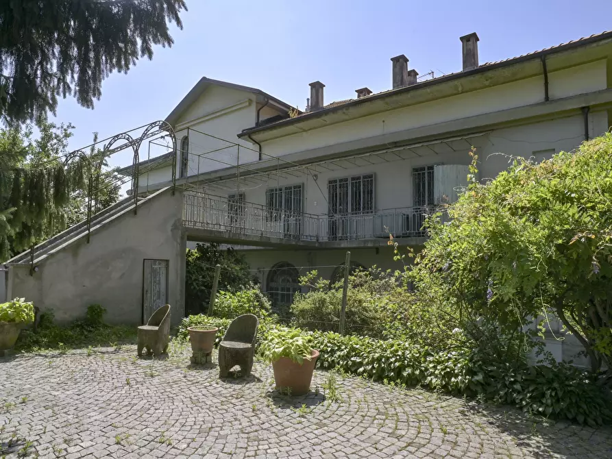 Immagine 11 di Villa in vendita  in via IV Novembre 22 a Strambino