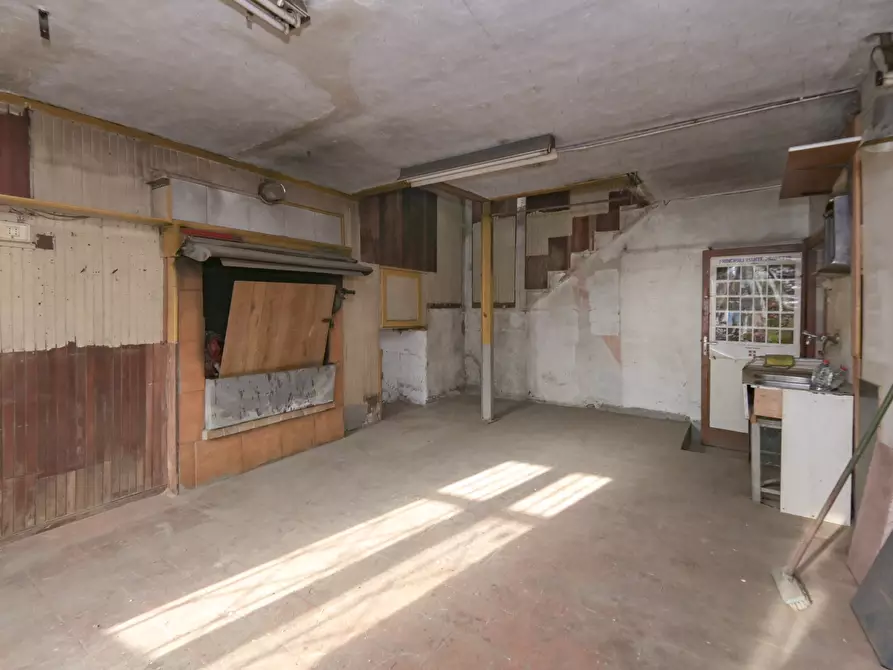 Immagine 49 di Porzione di casa in vendita  in via salvatore mura 18 a Front