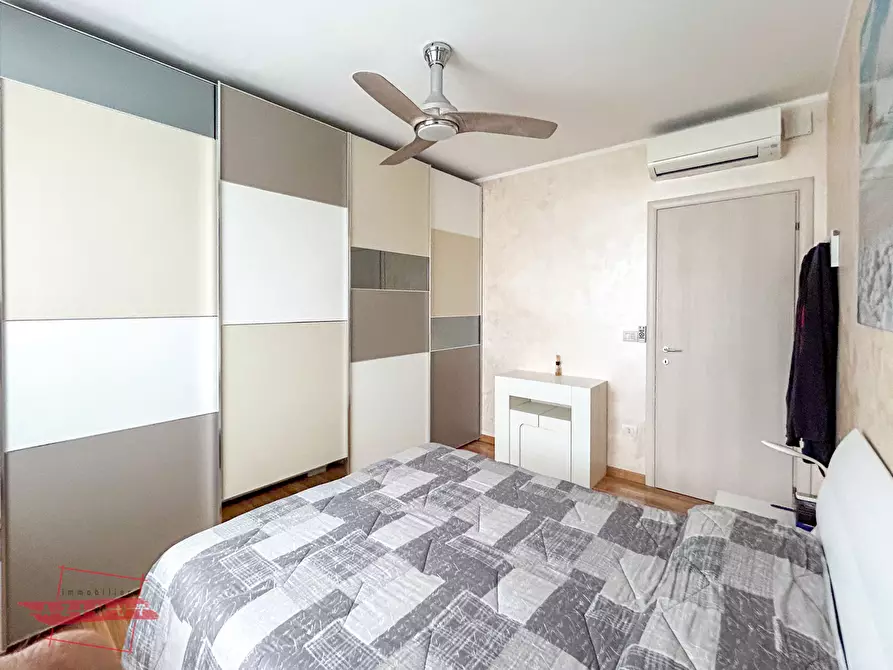 Immagine 20 di Quadrilocale in vendita  in viale fabrizio de andrè 49 a Grugliasco