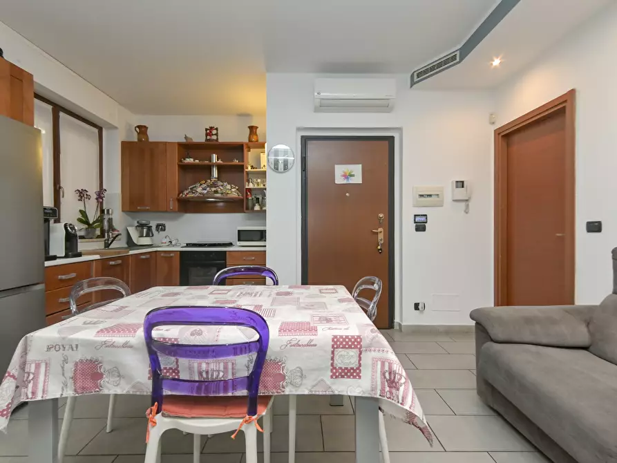 Immagine 9 di Trilocale in vendita  in Via Quarto dei Mille 5 a Torino